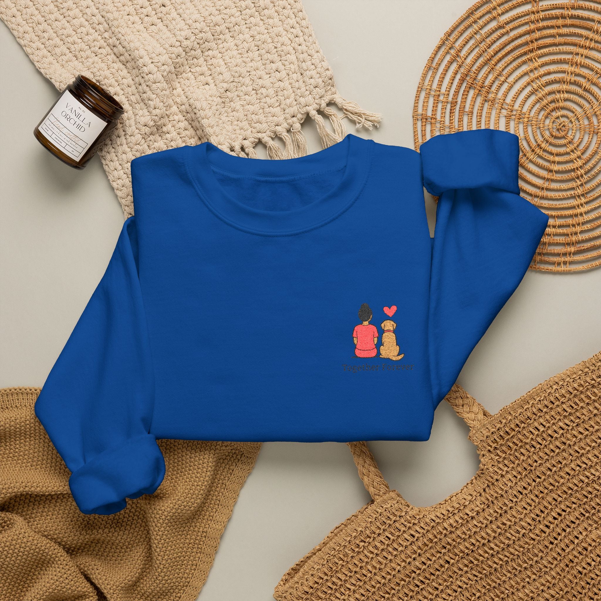 Crewneck Sweatshirt — 'Friends & Food' Cute Mini Illustration